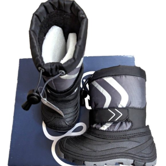 Oshkosh B'gosh Toddler Boys Arctic Snow Boot Waterproof Foot Fastener Gr… - Picture 5 of 6